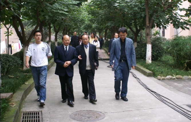 华中师范大学武汉传媒学院来我院交流