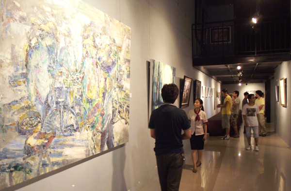 我院举办庆祝建党90周年暨艺术系第四届教师作品展
