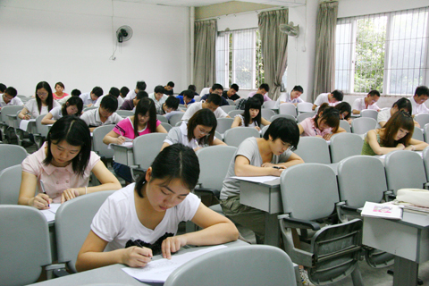 文理学子厉兵秣马迎大考