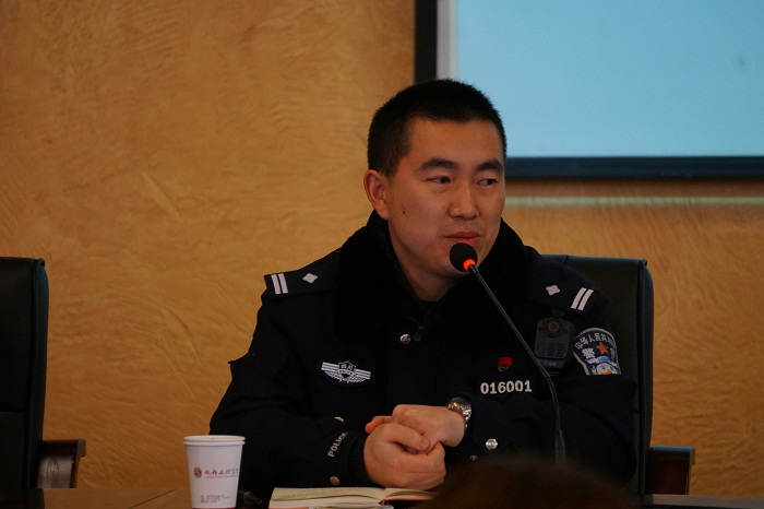 加强警校合作,共筑平安校园