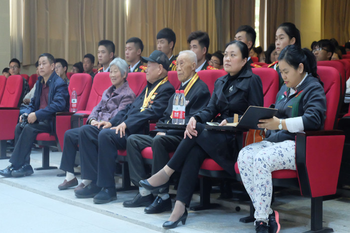 纪念红军长征胜利80周年系列活动之追寻红色记忆