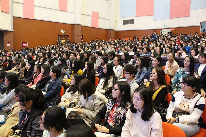 大冰再与文理学子畅聊
