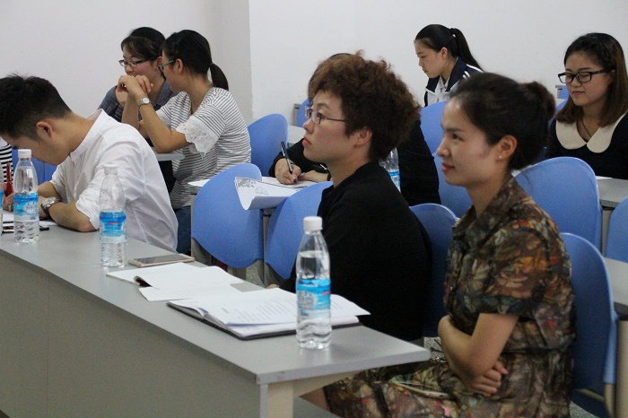 政治与法律学院举行国家奖学金申请答辩会