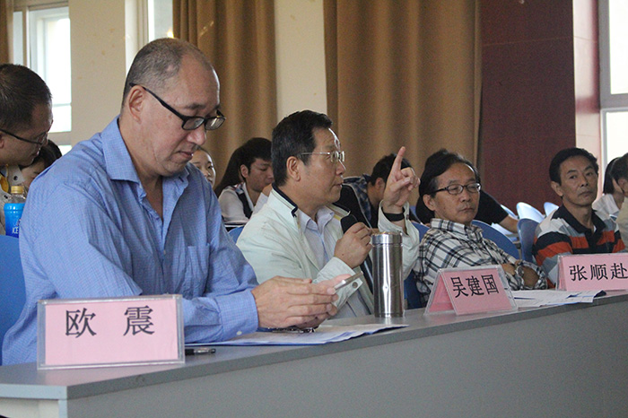 我院素质教育教研室教师参加第八届青年教师讲课和课件大赛