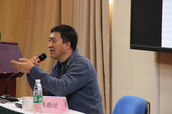【传媒】探究时势发展,创纪录之峰——传媒学院举办主题论坛讲座