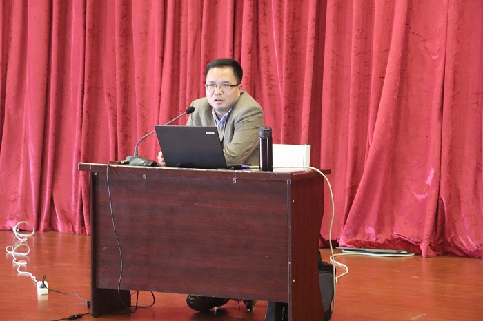 【会计】会计学院举行“新时代背景下财会专业职业发展规划”讲座
