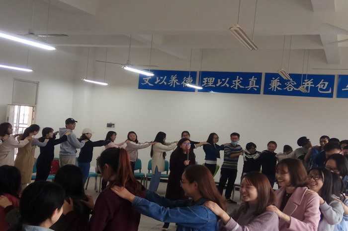 【教育】教育学院学生党支部创新立项培训顺利开展
