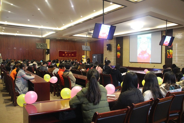 【会计】会计学院首届创新创意大赛决赛顺利举行