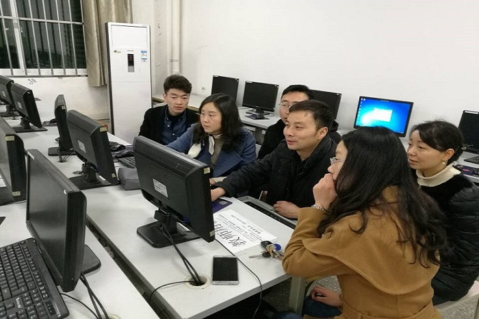 【会计】会计学院开展会计综合实训上机操作培训