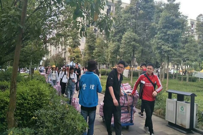 【管理】喜迎医护学院,志愿服务搬迁