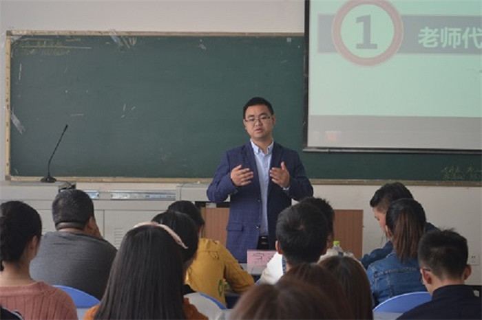【外国语】外语素质提升训练营启动仪式顺利举行