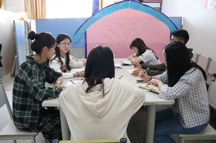 【信息】信息技术学院召开团校学习交流筹备会