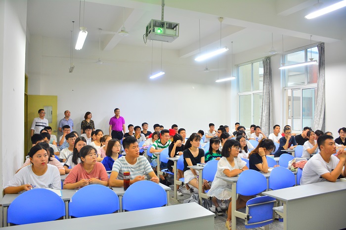 【政法】我院顺利展开新学期开学第一课巡查工作