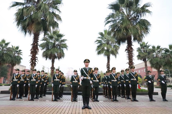 【国护】国旗护卫队顺利完成第八周升旗仪式及换旗仪式