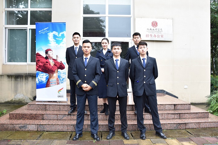 【旅航】旅游与航空学院顺利开展西藏航空招聘会