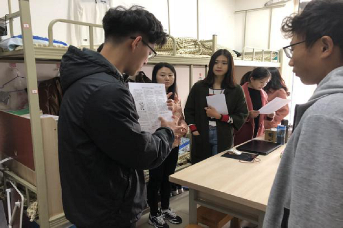 【会计】会计学院顺利开展“消防安全知识进寝室”活动