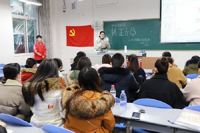 【会计】会计学院学生党支部圆满完成预备党员转正工作
