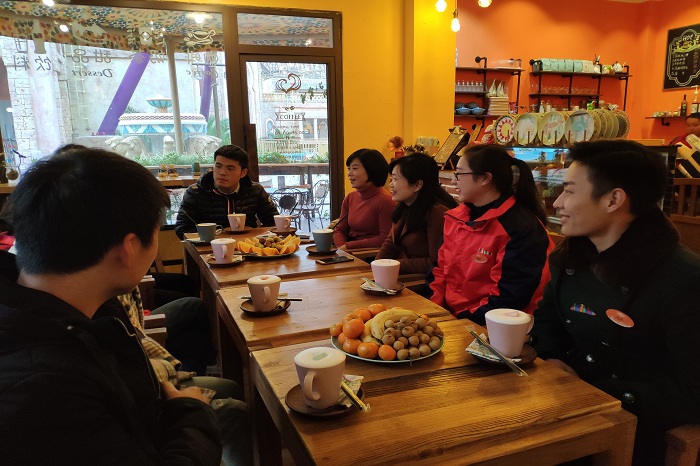 【旅航】旅航学院教师代表前往成都华侨城欢乐谷开展实习考察