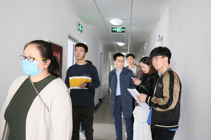 【信息】信息工程学院对优秀寝室和文明寝室进行评选复查
