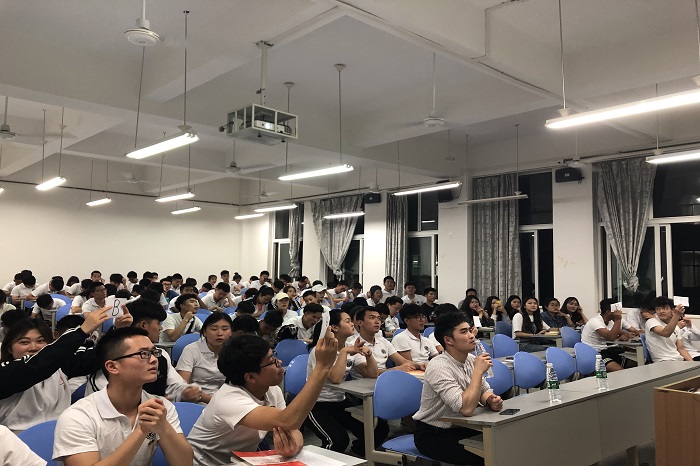 【体育与医护】体育与医护学院举行党章学习小组知识竞赛主题实践活动