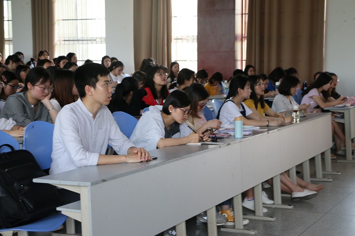 【教育】教育学院开展“2017级专科学生实习动员大会”