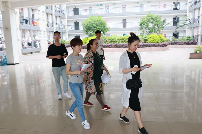 【信息】信息工程学院进行劳动节前宿舍安全排查