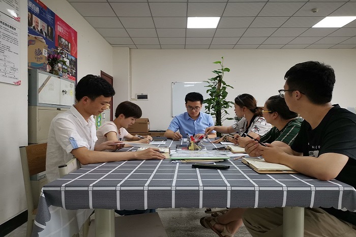 【信息】信息工程学院开展2018-2019学年第二学期辅导员考评工作会