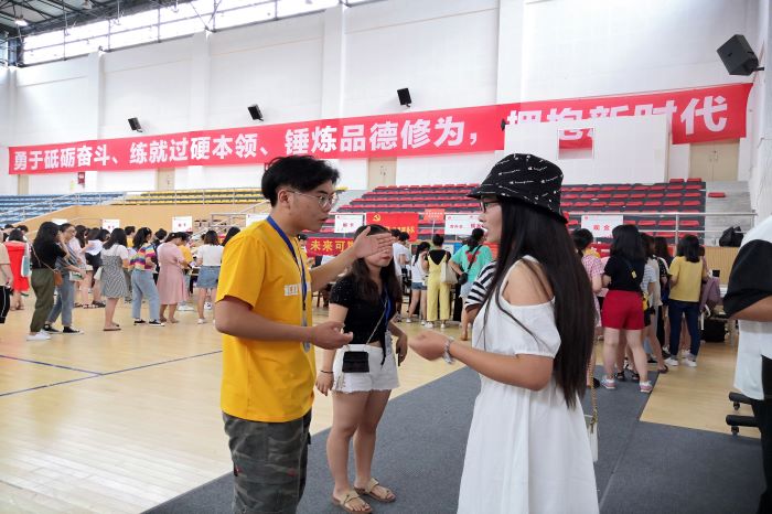 【文督】校园文明督导队完成2019-2020学年第一学期学费缴纳现场秩序维护工作