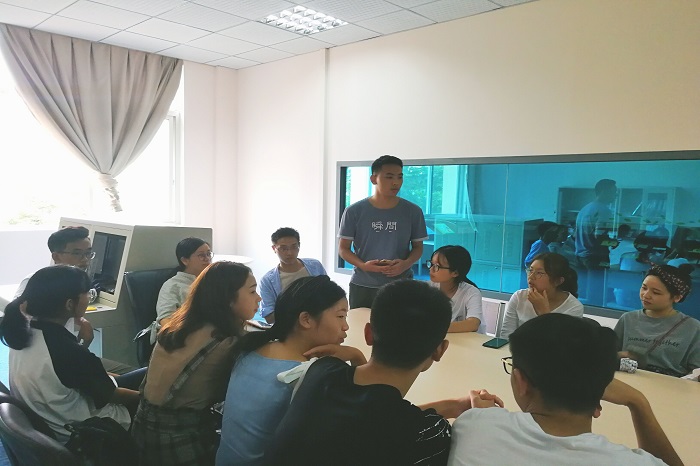 大学生心理健康辅导中心学生干部大会成功举行