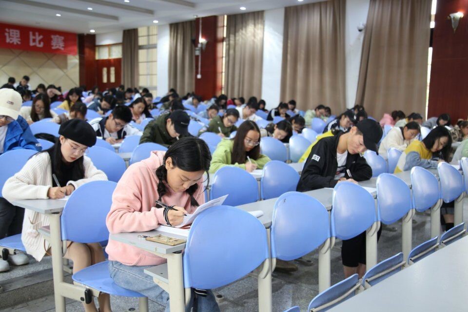 【心理中心】成都文理学院大学生心理健康辅导服务中心举行全体干事笔试考核