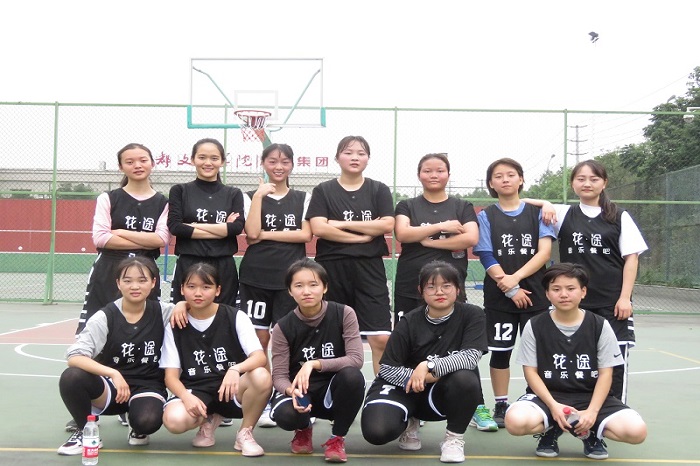 【经管】经济管理学院文理杯篮球赛女子小组赛获胜