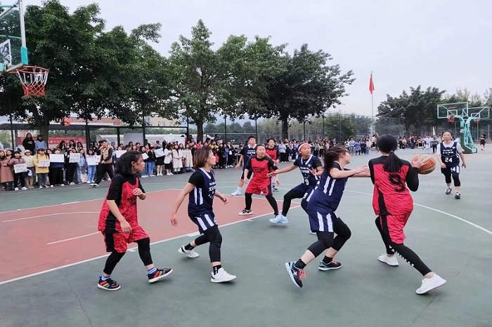 【外国语】外国语学院男女子篮球赛分别和传媒与演艺学院、文法学院篮球队进行对阵