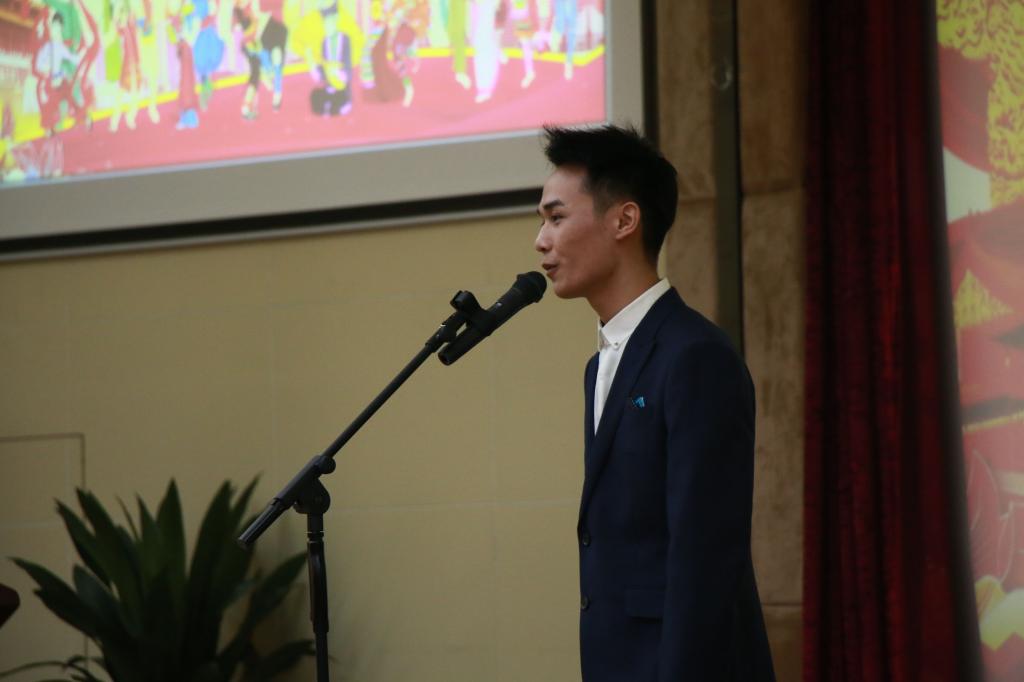 我校学生在“感恩伟大祖国,增进民族团结”演讲比赛中取得优异成绩