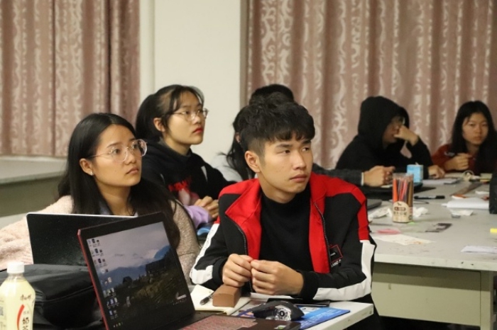 【艺术】艺术学院宣传部召开培训大会