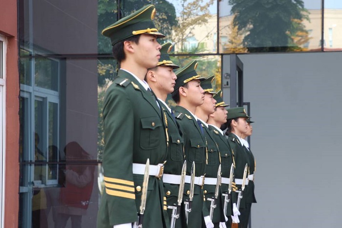 【国护】成都文理学院国旗护卫队完成“一二•九”大合唱礼兵任务