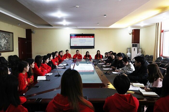 【外国语】外国语学院召开“中国西昌·大凉山国际戏剧节”志愿服务总结大会