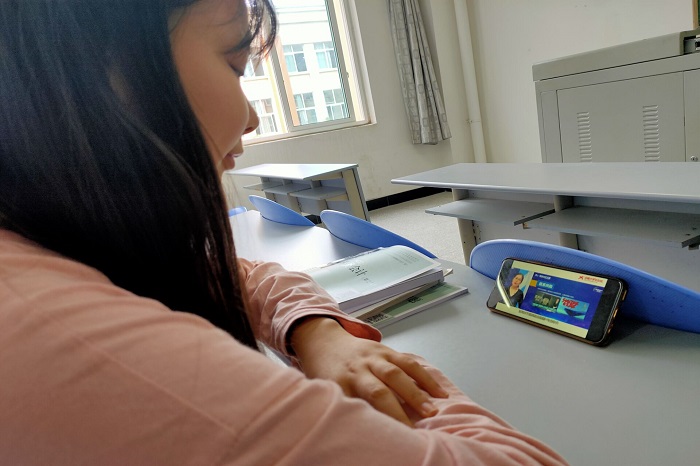【会计】会计学院组织学生观看学习“同上一堂网络安全课”