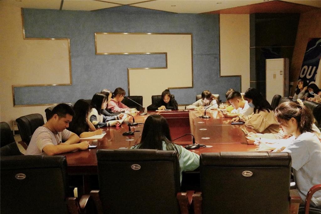 【网宣】学工部网宣中心召开新学期联络员大会