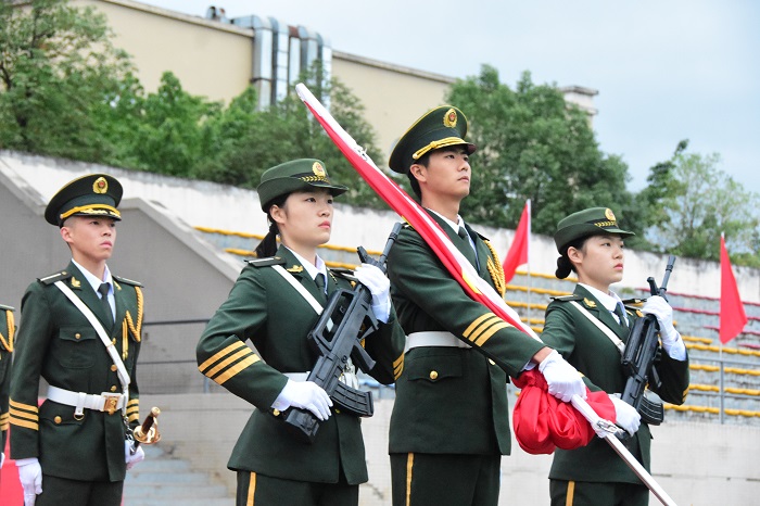 【国护】国旗护卫队完成成都文理学院第七周例行升旗任务