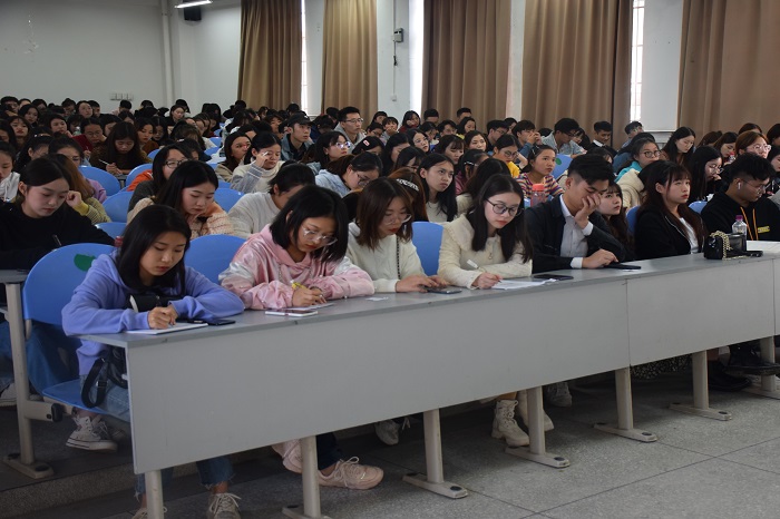 【会计】会计学院开展2021届毕业生论文“商业计划书”专题指导