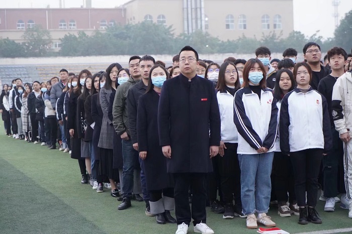 【教育】教育学院与信息工程学院举行升国旗仪式