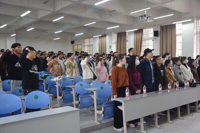 【会计】会计学院开展11.9消防安全教育及寝室长大会