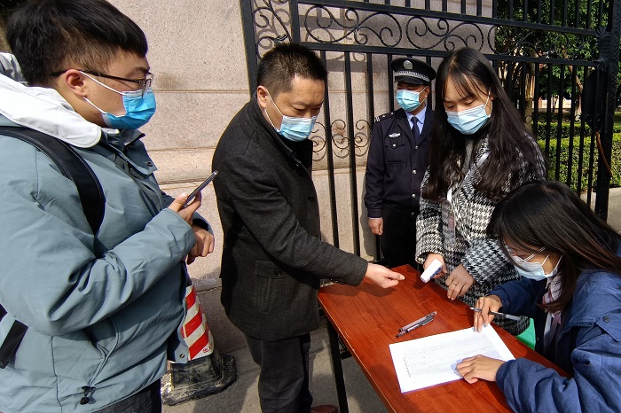 【文法】文法学院协助金堂县司法局进行通用法律知识考试