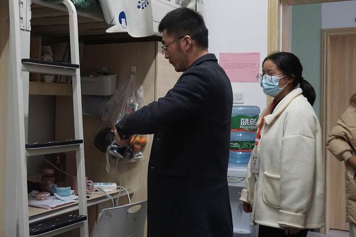 【会计】会计学院组织开展冬季学生寝室安全排查工作