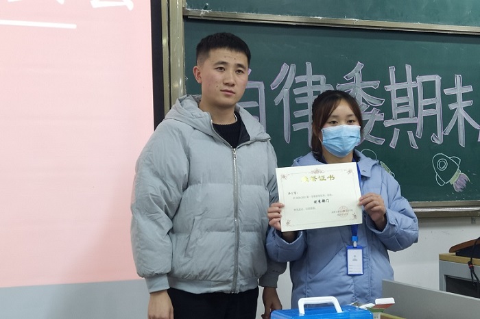【外国语】外国语学院自律委员会召开期末总结大会