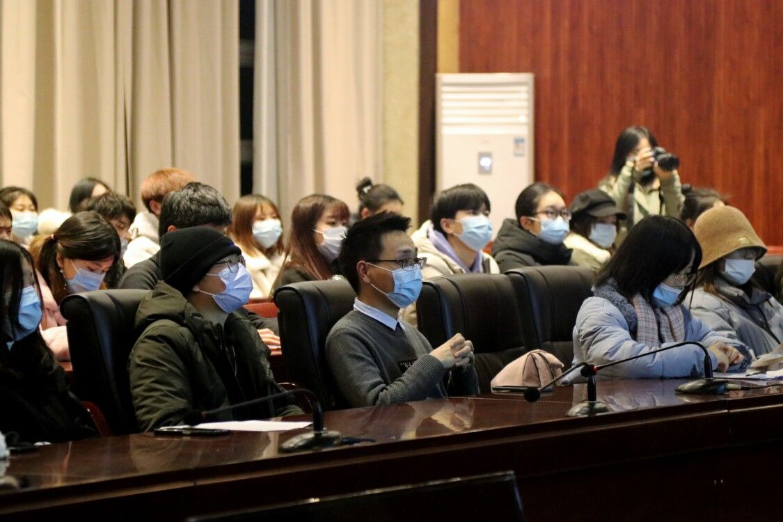 【心理】大学生心理健康辅导服务中心举行2020-2021学年第一学期期末总结大会