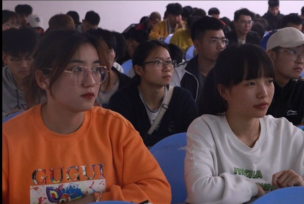 【体育与医护】体育与医护学院举办田径运动竞赛裁判知识专题讲座