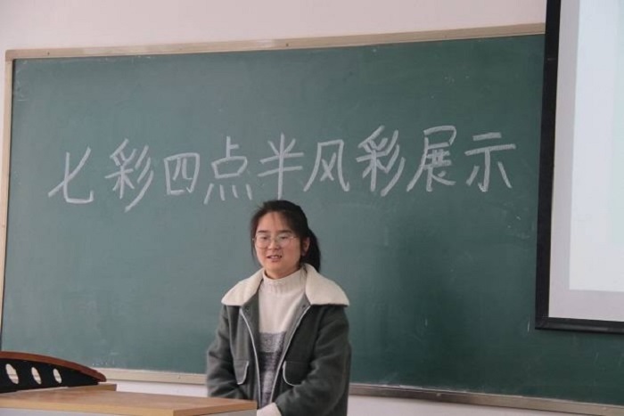 【文法】文法学院顺利举办“七彩四点半”志愿者初选活动