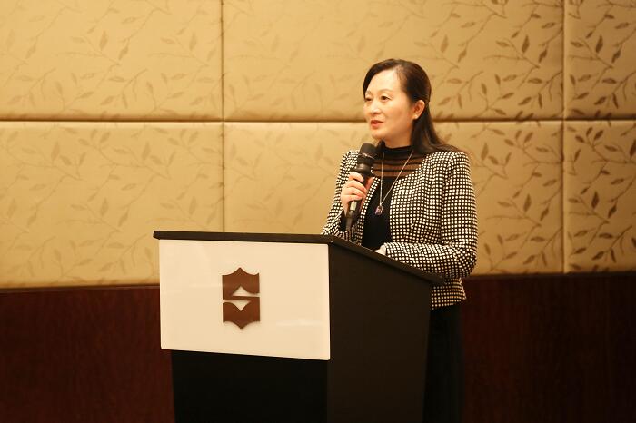 【经管】成都文理学院与成都香格里拉大酒店举行校企合作签约暨授牌仪式