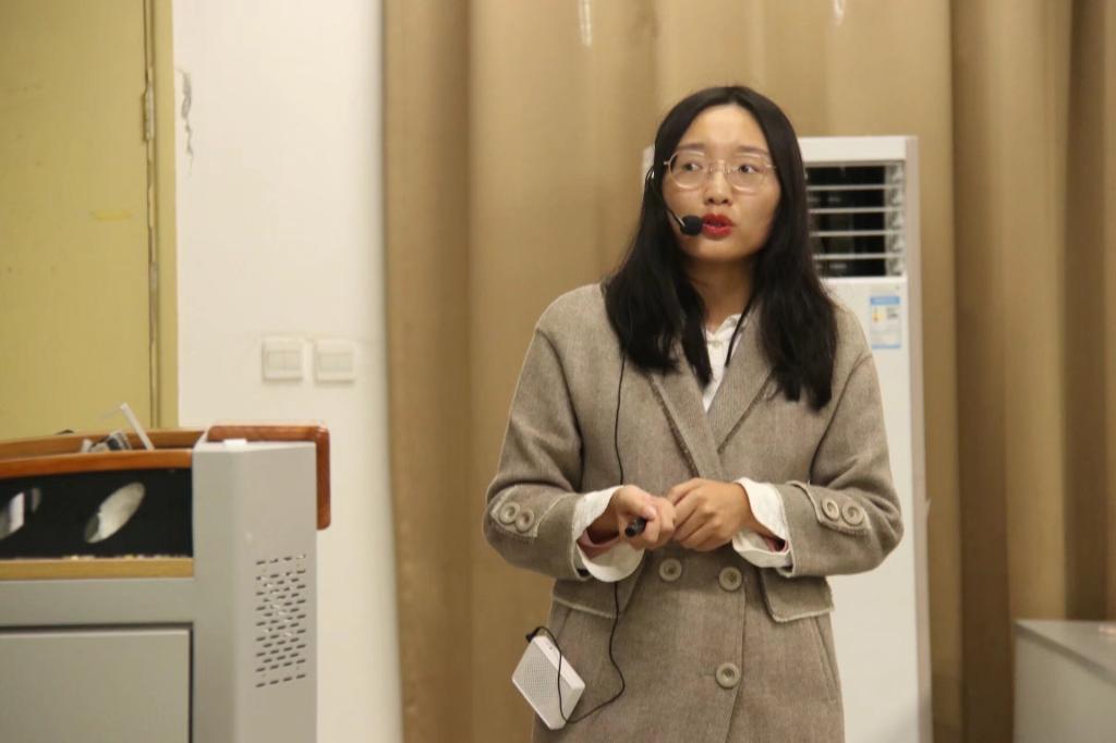 【文法】文法学院开展“浅谈比较文学中的‘形象学’研究”主题讲座